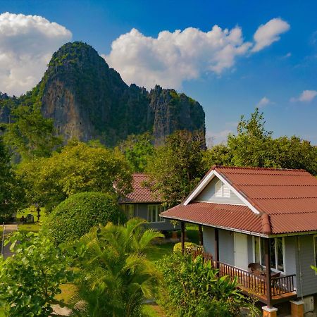 Bearlinbungalow Vang Vieng Exterior photo