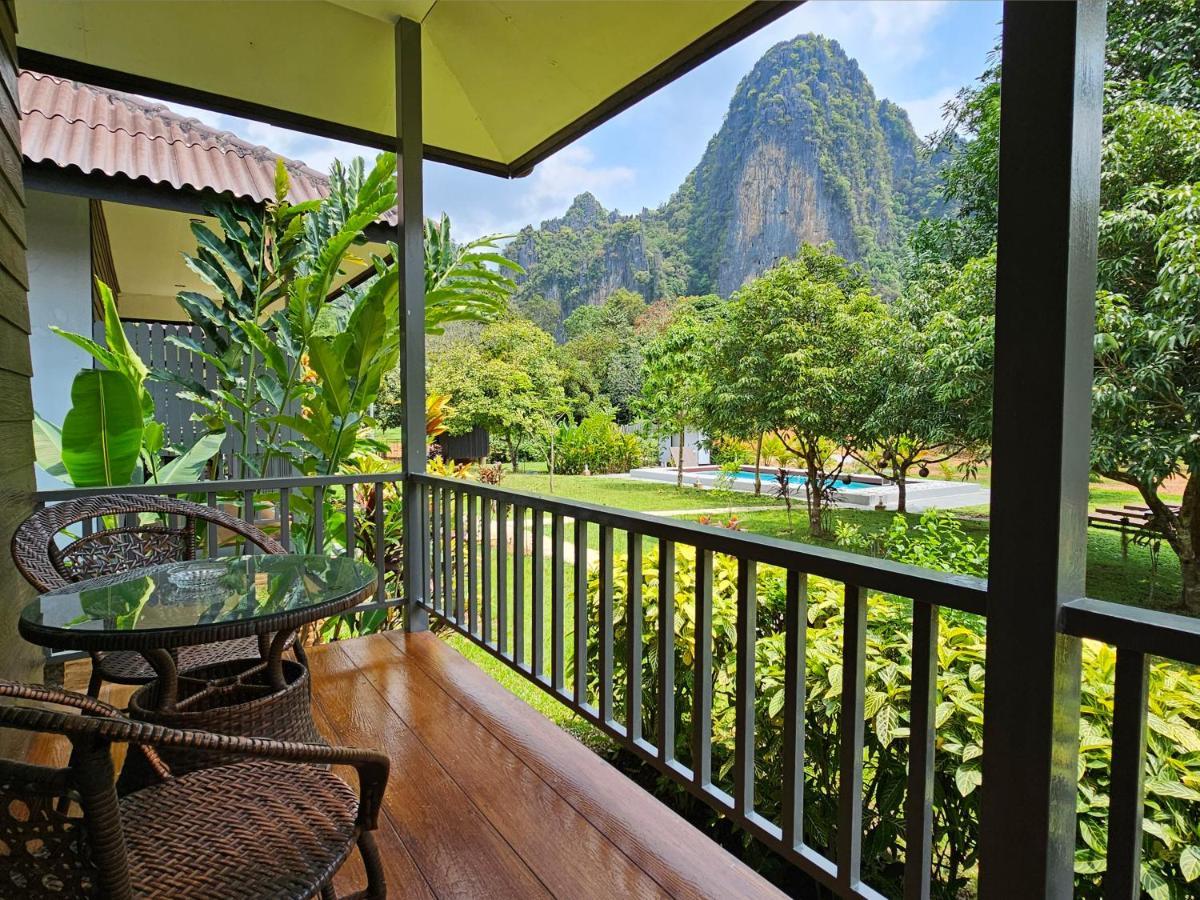 Bearlinbungalow Vang Vieng Exterior photo
