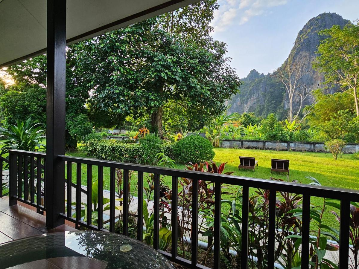 Bearlinbungalow Vang Vieng Exterior photo